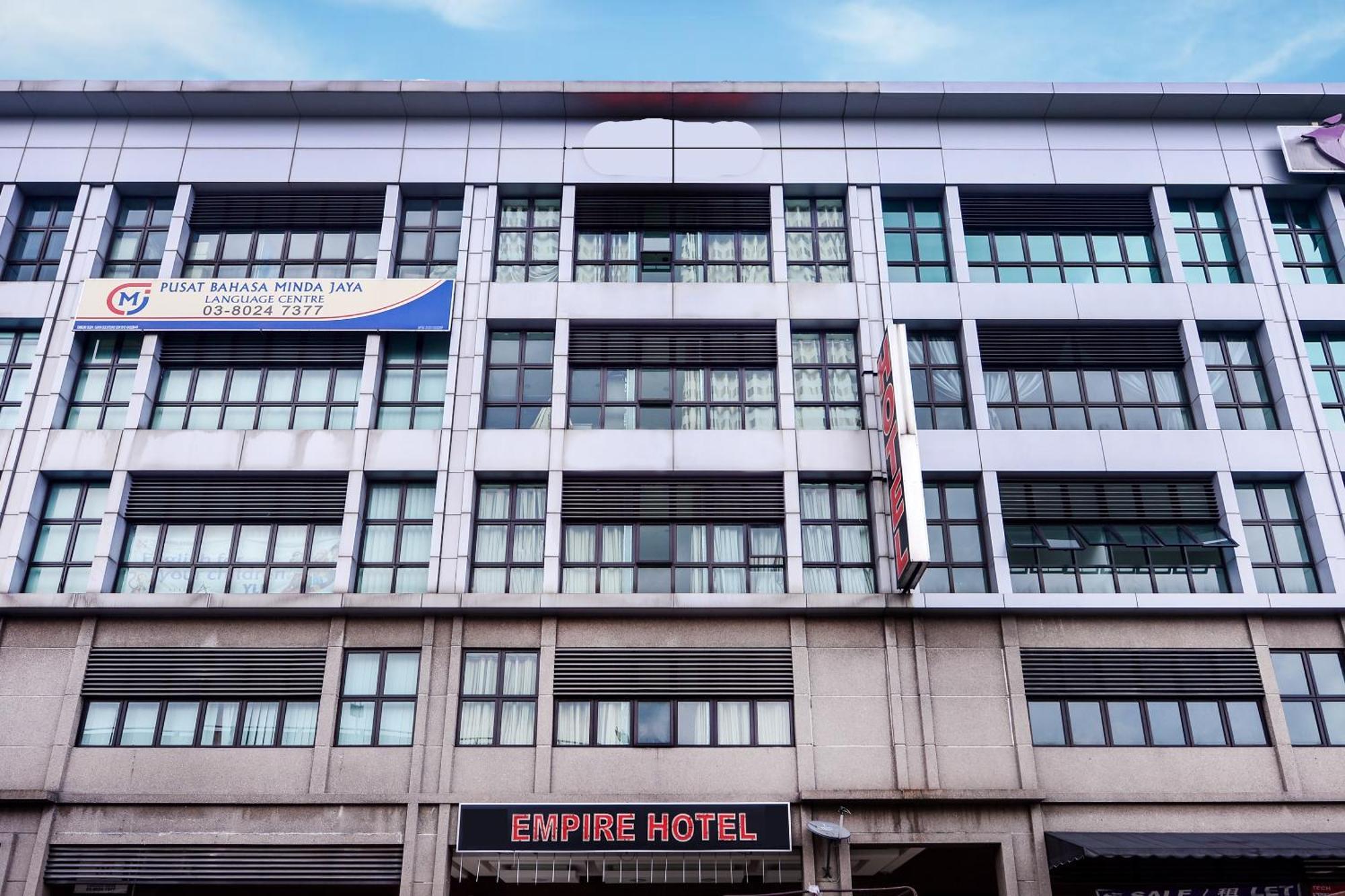 Empire Hotel Usj Subang Jaya Exterior photo